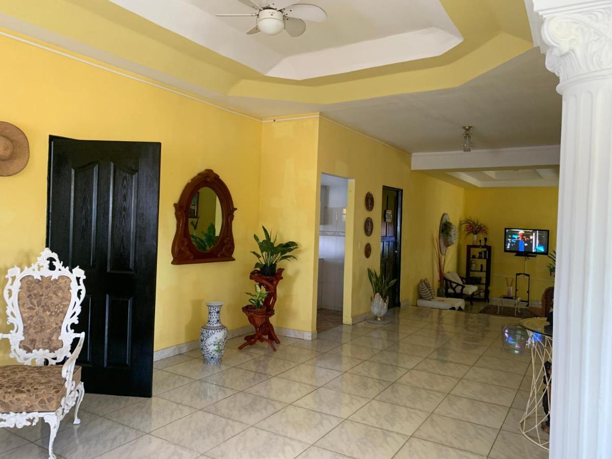 Hostal Familiar Villa Nome Penonomé Buitenkant foto